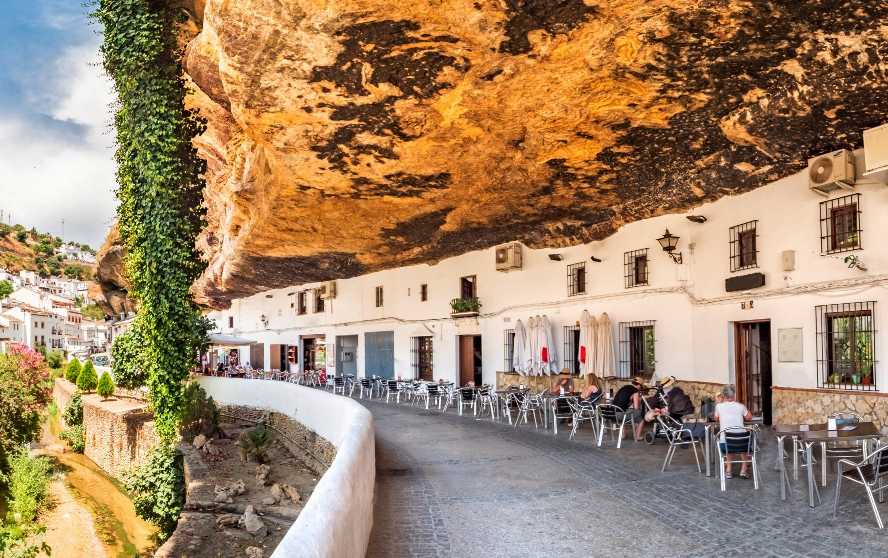 Setenil de las Bodegas 